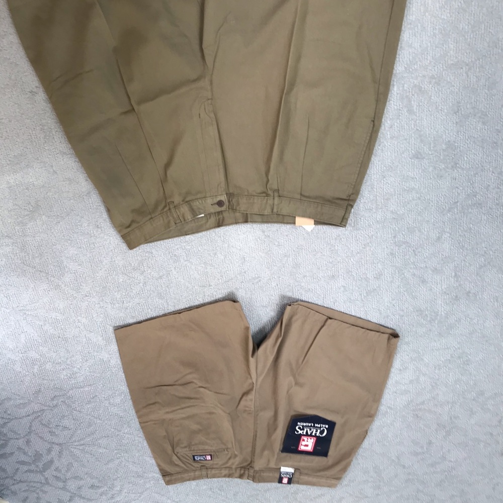 2 pairs of men’s shorts, new with tags